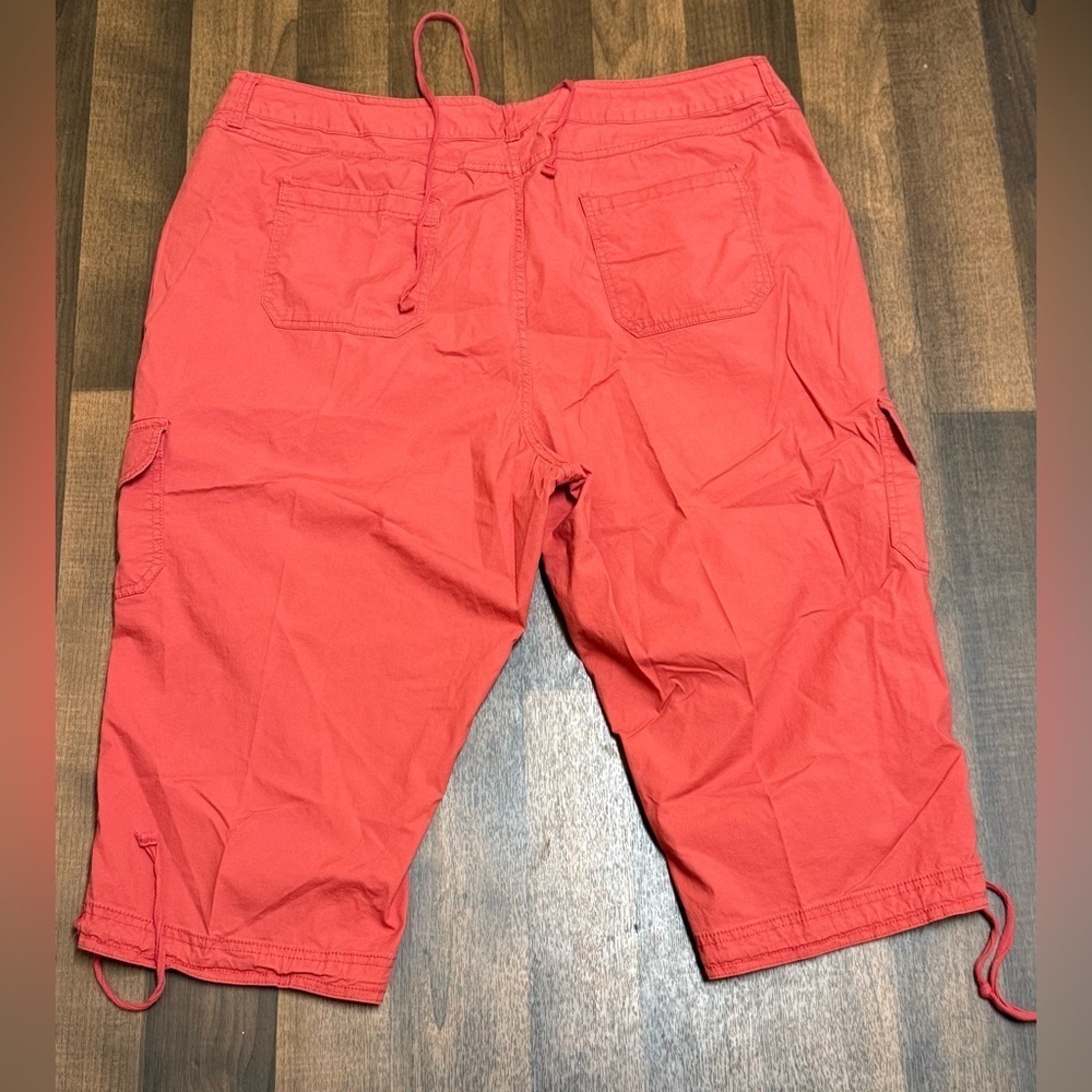 St. John's Bay Red Cargo Shorts Casual Style - Picture 6 of 11